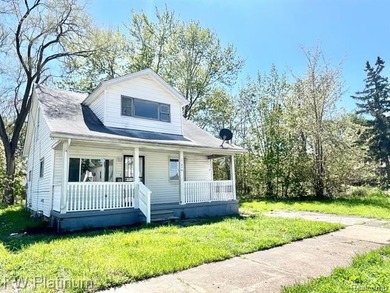 Lake Saint Clair Home Sale Pending in Detroit Michigan