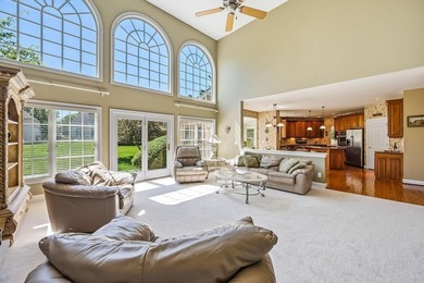 Welcome to this wonderful home tucked away on a private court - photo 8