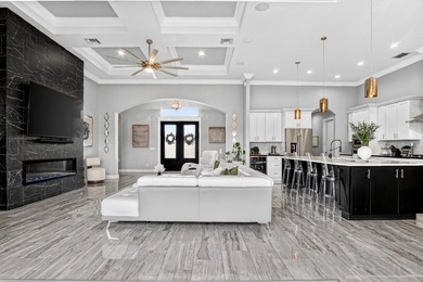 Stunning custom home located on a quiet cul-de-sac in the - photo 12