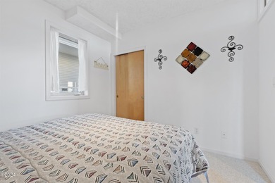 Motivated seller, submit all offers! Roads End Oceanview home - photo 19
