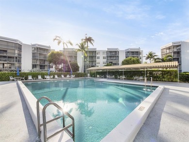 Beautifully updated first-floor condo located in the highly - photo 19