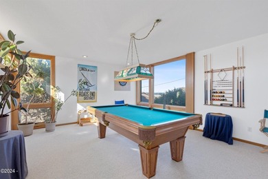 Motivated seller, submit all offers! Roads End Oceanview home - photo 28