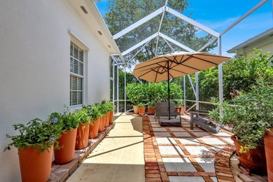 Charming 2BR/ 2 BA (NYC) style bungalow facing a large green - photo 29