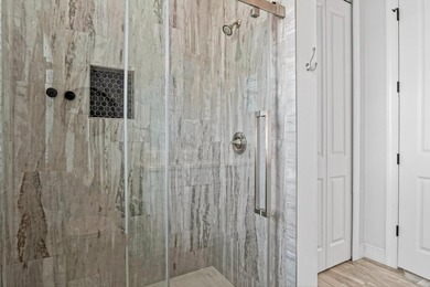 Stunning custom home located on a quiet cul-de-sac in the - photo 31