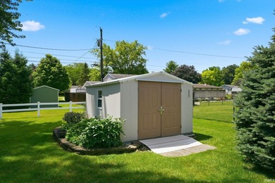 Welcome home to the kind of property that is becoming harder and - photo 10