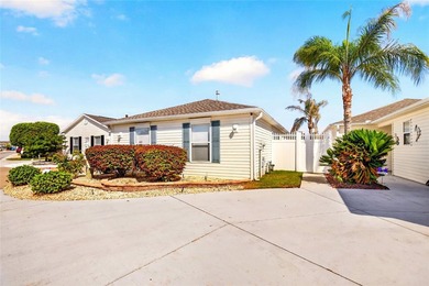 NO BOND- This is the Villa you've been looking for! Beautifully - photo 2
