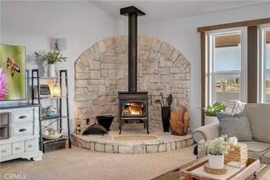 Welcome to Apple Valley and this beautiful home with 3 bedrooms - photo 12