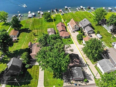 This home is absolutely turn-key, stunning, and has quality - photo 15