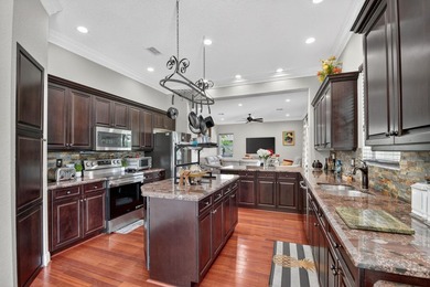 IMMACULATE LAKEFRONT POOL HOME | IMPACT WINDOWS | CUL-DE-SAC | - photo 16
