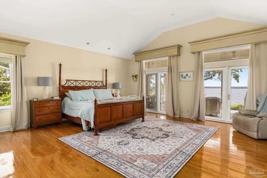 1.1 acres in the heart of Gulf Breeze Proper! This fine estate - photo 18