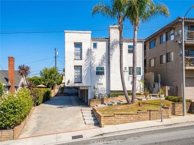 Welcome to this well-maintained 2-bedroom, 2.5-bathroom townhome - photo 1