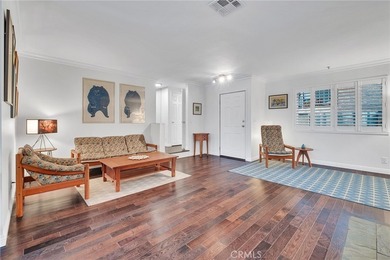 Welcome to this well-maintained 2-bedroom, 2.5-bathroom townhome - photo 4