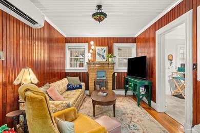 1.1 acres in the heart of Gulf Breeze Proper! This fine estate - photo 33