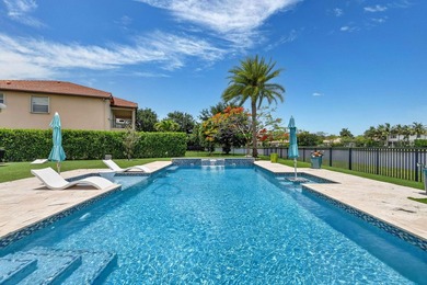 IMMACULATE LAKEFRONT POOL HOME | IMPACT WINDOWS | CUL-DE-SAC | - photo 45