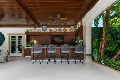 Introducing a magnificent Palm Beach Gardens Estate. This - photo 49