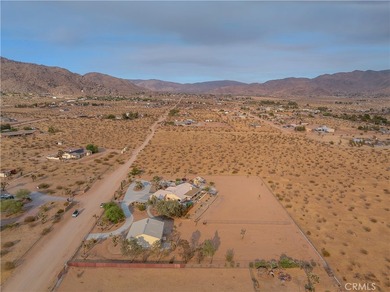 Welcome to Apple Valley and this beautiful home with 3 bedrooms - photo 50
