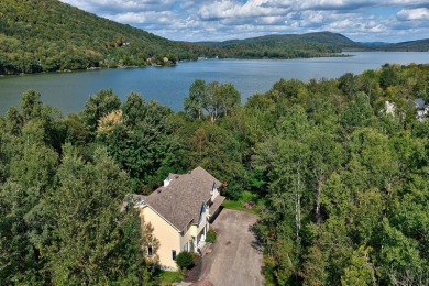 Lake Home For Sale in Stanstead - Canton, 