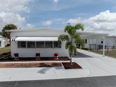 Welcome to relaxed Florida living in this beautifully maintained - photo 5