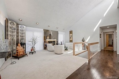 Welcome to this beautifully updated detached brick ranch condo - photo 6