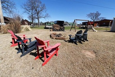 NEW REDUCED PRICE! Turn-Key Lakeview Property Near Lake - photo 11