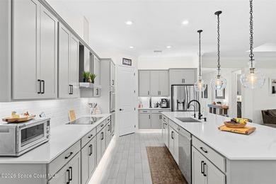 Model-inspired 3 bedroom + flex room, 3 full baths, 3 car garage - photo 12