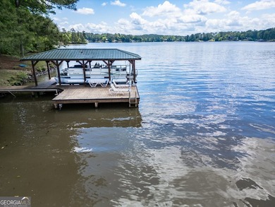 Move In Ready Home with excellent dock,558' waterfront. - photo 16