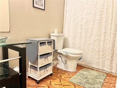Just bring your clothes and settle right in-this charming condo - photo 20