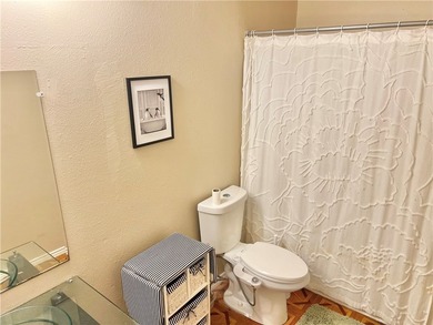 Just bring your clothes and settle right in-this charming condo - photo 21