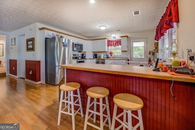 Move In Ready Home with excellent dock,558' waterfront. - photo 22