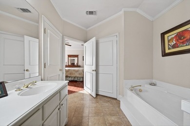 Concessions offered for new stove! Set within a gated community - photo 22
