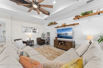 Model-inspired 3 bedroom + flex room, 3 full baths, 3 car garage - photo 23