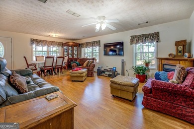 Move In Ready Home with excellent dock,558' waterfront. - photo 27