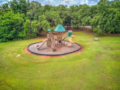 Immerse yourself in the unparalleled beauty of a private, gated - photo 8