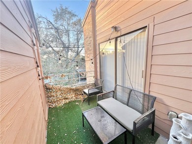 Just bring your clothes and settle right in-this charming condo - photo 30