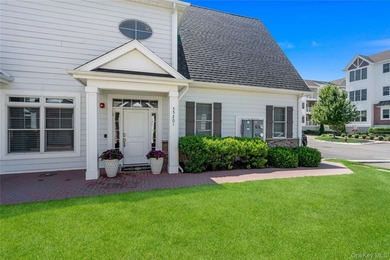 Welcome to Country Pointe Plainview, one of Long Island's - photo 2