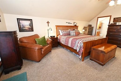 NEW REDUCED PRICE! Turn-Key Lakeview Property Near Lake - photo 37