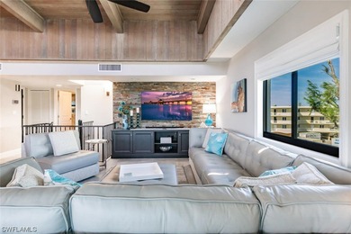 Welcome to Shorewood, one of the most luxurious properties on - photo 3