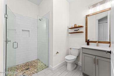 Model-inspired 3 bedroom + flex room, 3 full baths, 3 car garage - photo 47