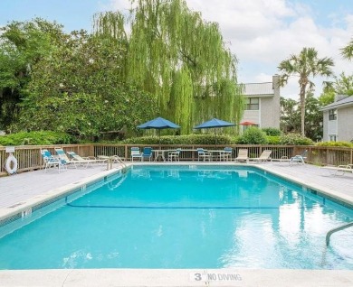 Lake Condo For Sale in Saint Simons, Georgia