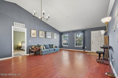 Welcome home to this well-maintained 3-bedroom, 2-bath residence - photo 4