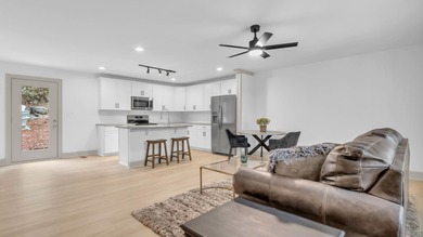 Nick-a-Jack Lake Home For Sale in Jasper Tennessee