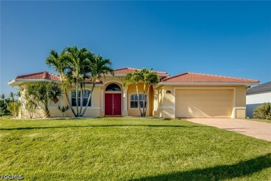A dream-come-true custom Designer home on canal across from 9th - photo 1