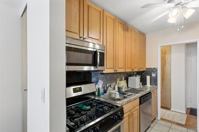 Welcome to oceanfront living at its finest! This beautifully - photo 13