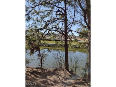 Cape Coral Lakes Area Lot For Sale in Cape Coral Florida