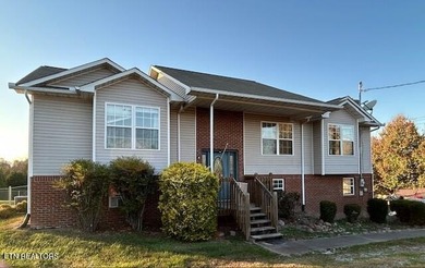 Douglas Lake Home For Sale in Dandridge Tennessee