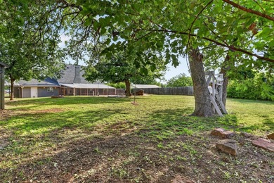 Welcome to Your New Oasis. Step into a private retreat that - photo 35