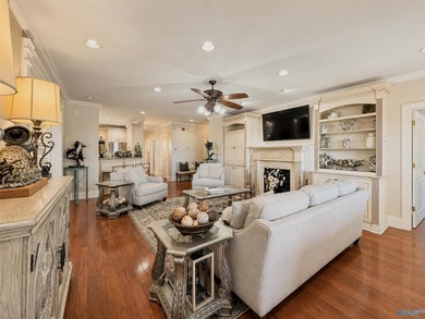 Elegantly appointed condo with breathtaking views of Pickwick - photo 9