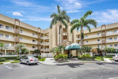 Lake Condo For Sale in Tamarac, Florida