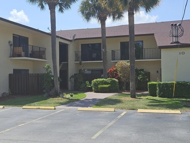 Discover comfort and convenience in this freshly updated - photo 1