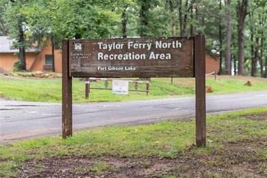 Enjoy the best of lake area living right by desirable Taylor - photo 4